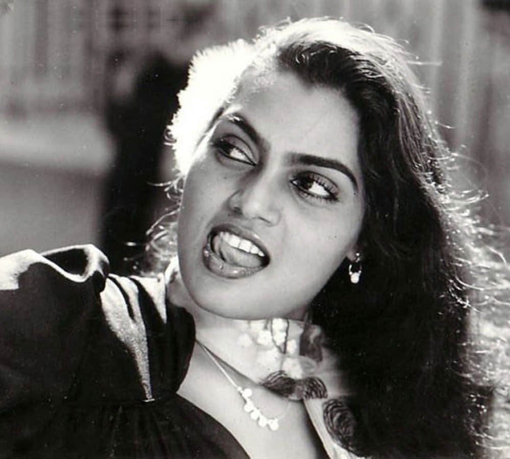 Actresses Died At Very Young Age Madhubala Meena Kumari Smita Patil Silk Smita Divya Bharti Jiah Khan