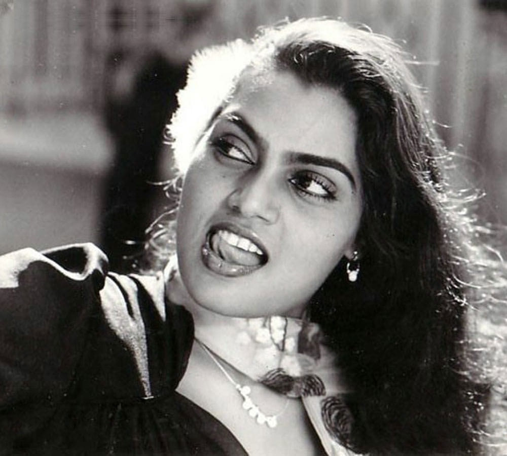silk smitha untold story her life and marriage