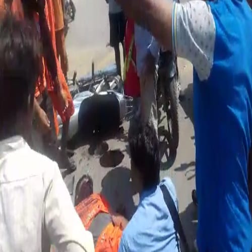 Live Accident: three collision bikes collided with, two devotees injured, see photos