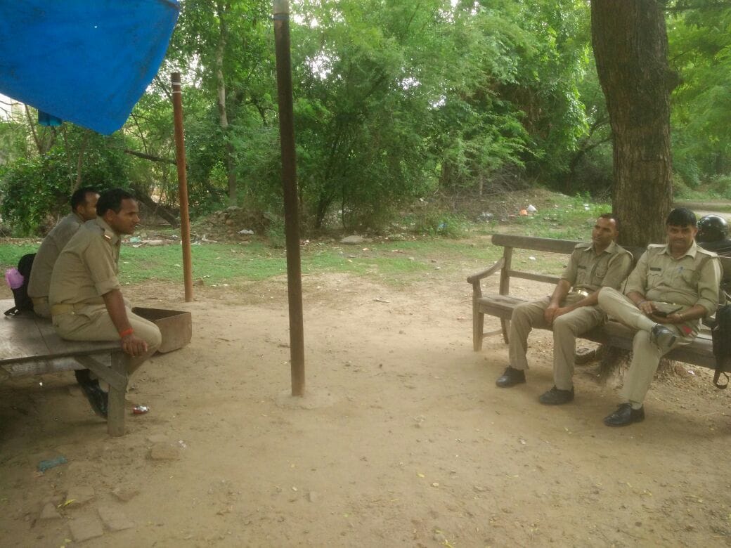 no entry in agra forensic lab now