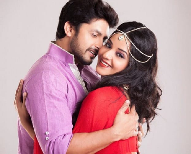 Bhojpuri actress Monalisa on romantic honeymoon with husband Vikrant Singh Rajput in Malaysia