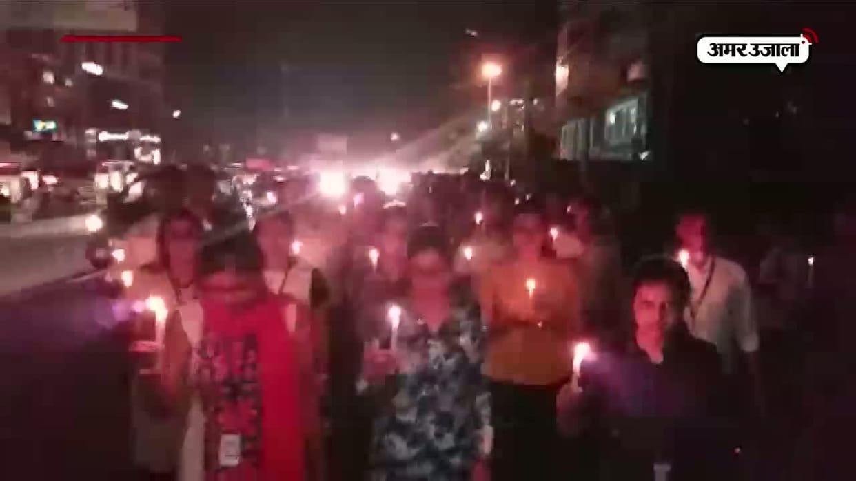 रैहबरे तालिम शिक्षकों की सातवें वेतन आयोग लागू करने और वेतन डीलिंक की मांग को लेकर कैंडल मार्च