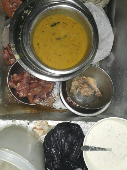 school girls found in illegal hookah bar in lucknow