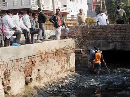 agra forensic science lab has solved well known cases of india