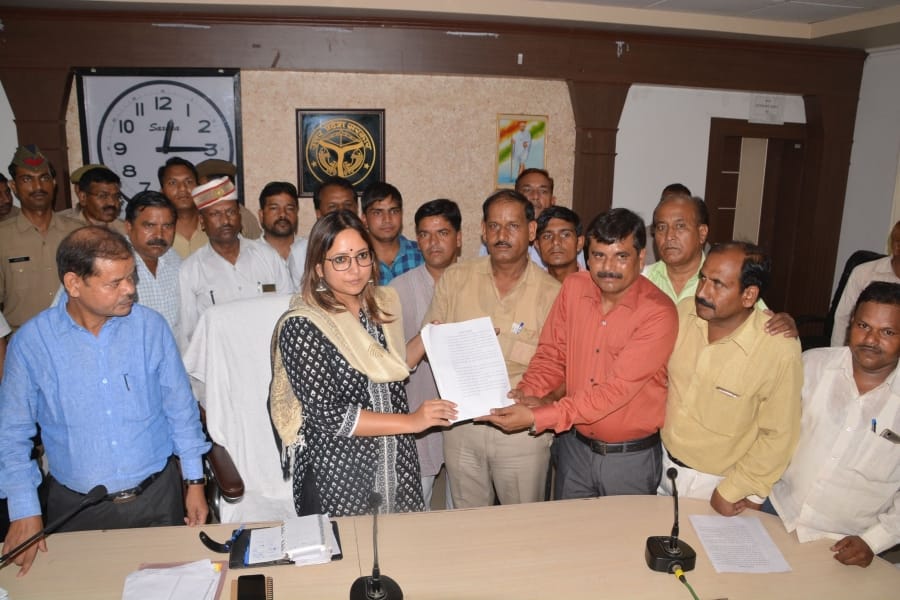 another no confidence motion in firozabad 