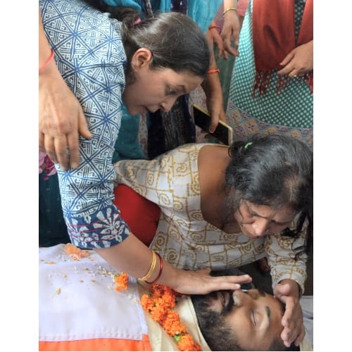 Body of Major Shikhar Thapa cremated with military honours