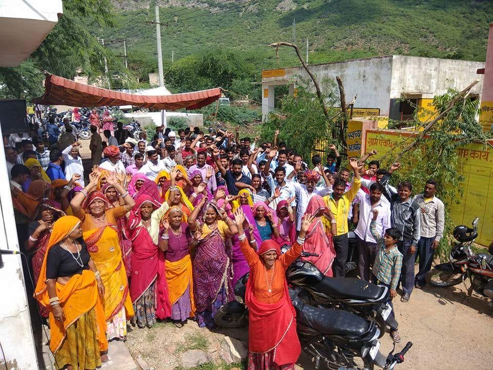 protest of villegers