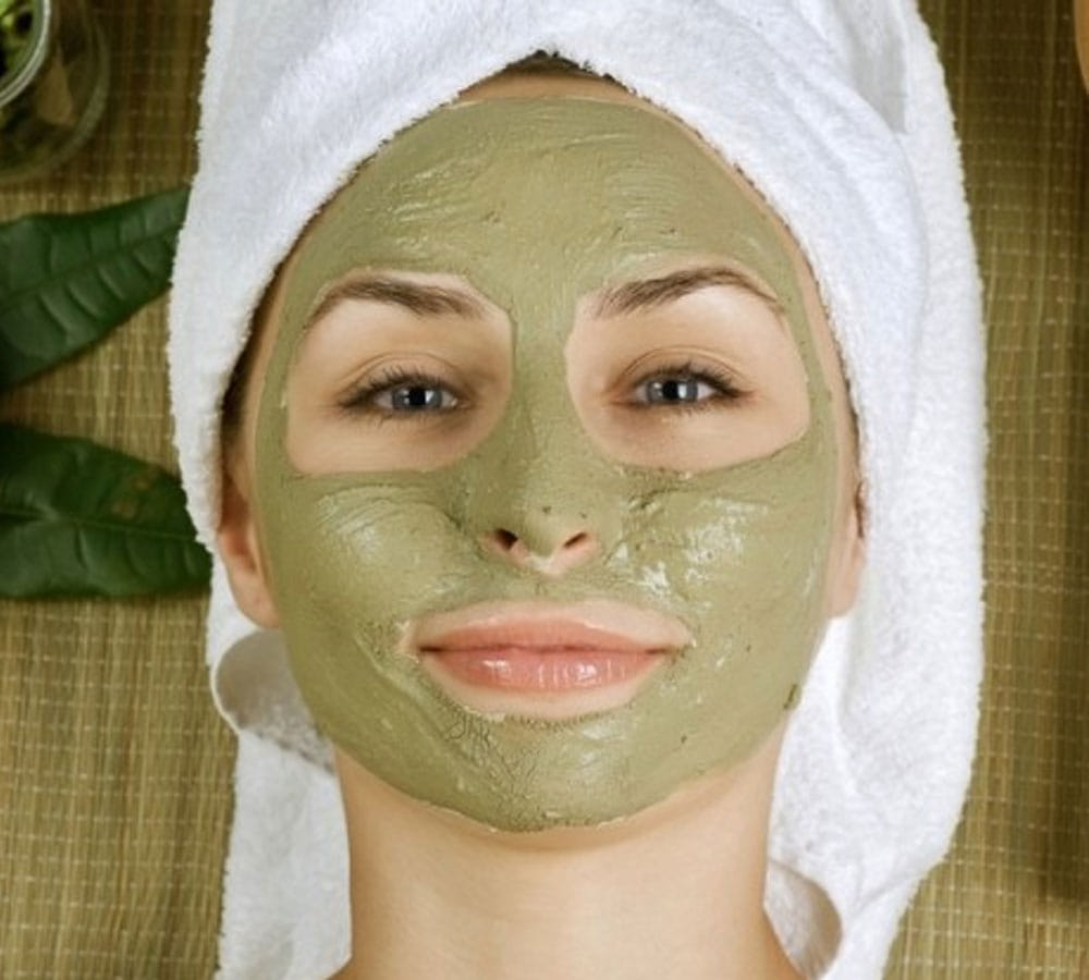 Wants to get rid of your wrinkled face then try this lady finger mask 