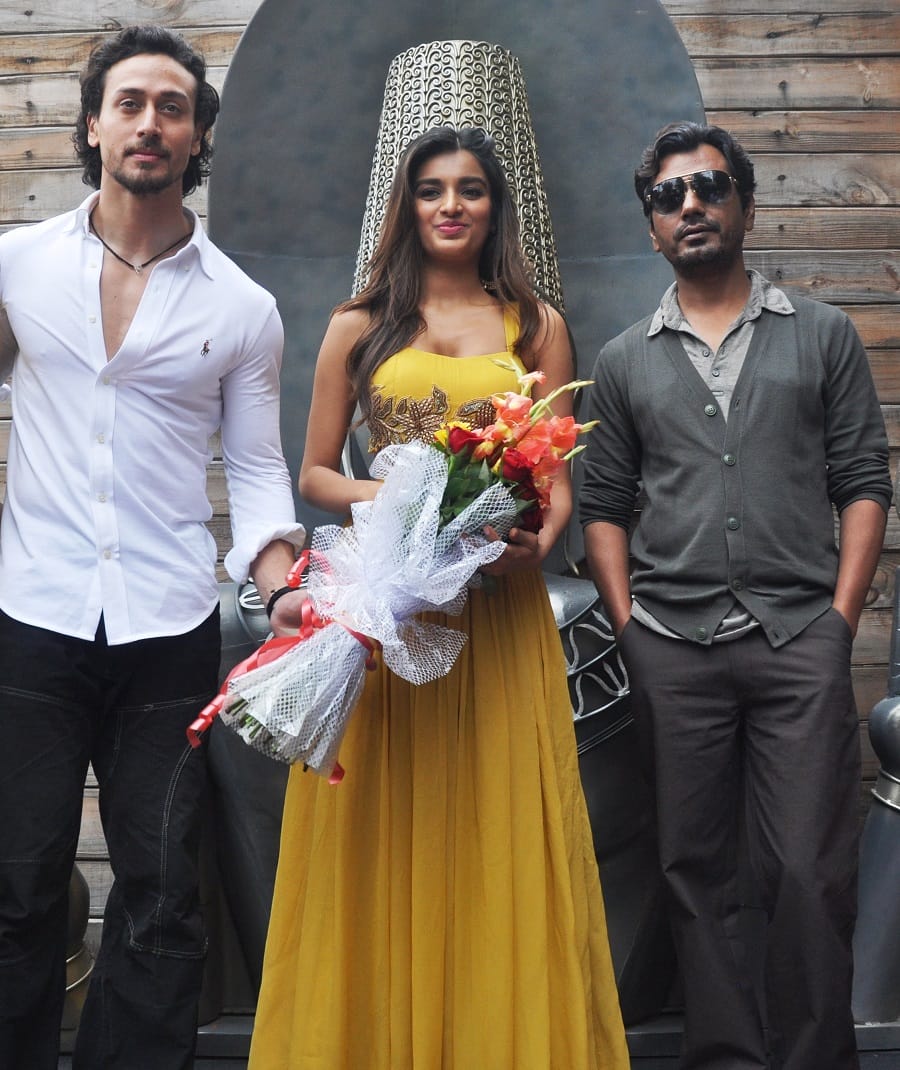 star cast of movie  Munna Michael meets fans in jaipur 