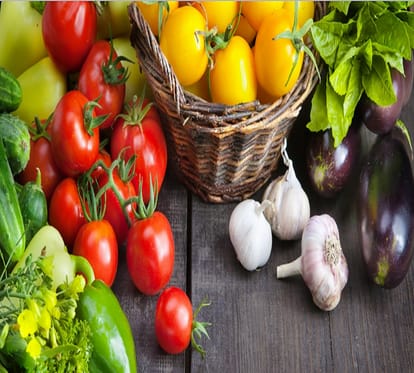 rate of vegetables and fruits hiked in lucknow