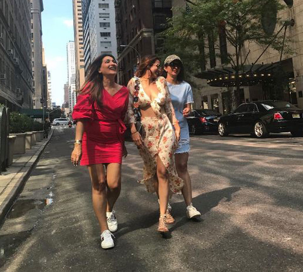 Malaika Arora SCORCHING the streets of New York during her recent vacation
