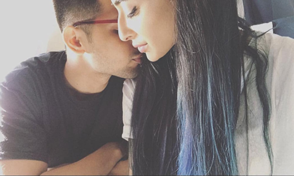 Bani J Holidaying With Boyfriend Yuvraj Thakur, Shares Bikini Picture On Instagram