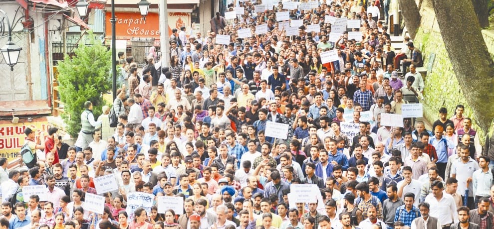 kotkhai gangrape and murder case protest and chakka jam by BJP in Shimla