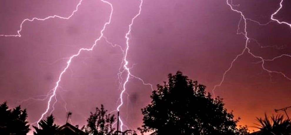Fani Effect: Fisherman dies caught by lightning in Basti