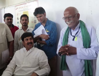 Shaheed's father's struggle, now road reach the village