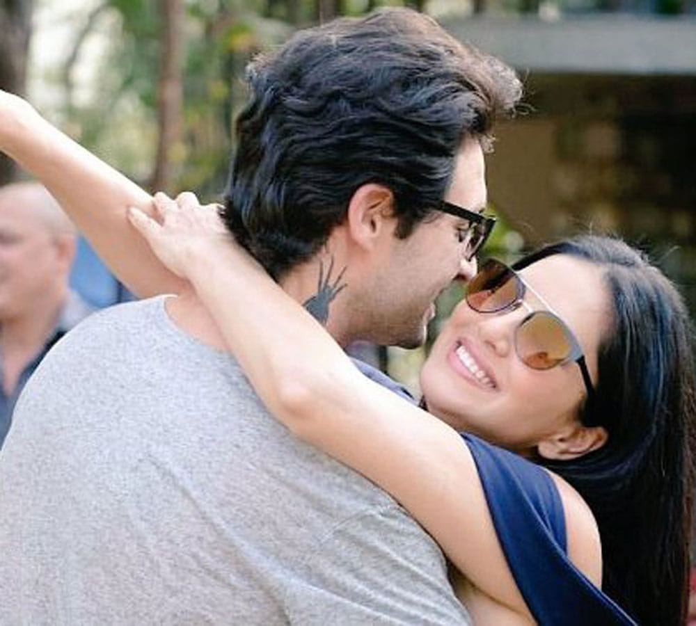 Sunny Leone and Daniel Weber adopt baby girl for latur maharastra