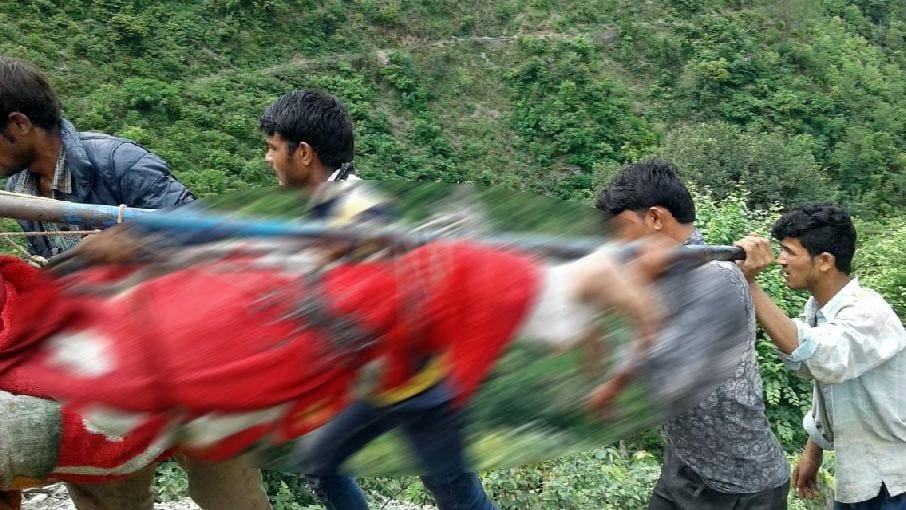 photos of accident in tiuni and kalsi on yamunotri highway uttarakhand