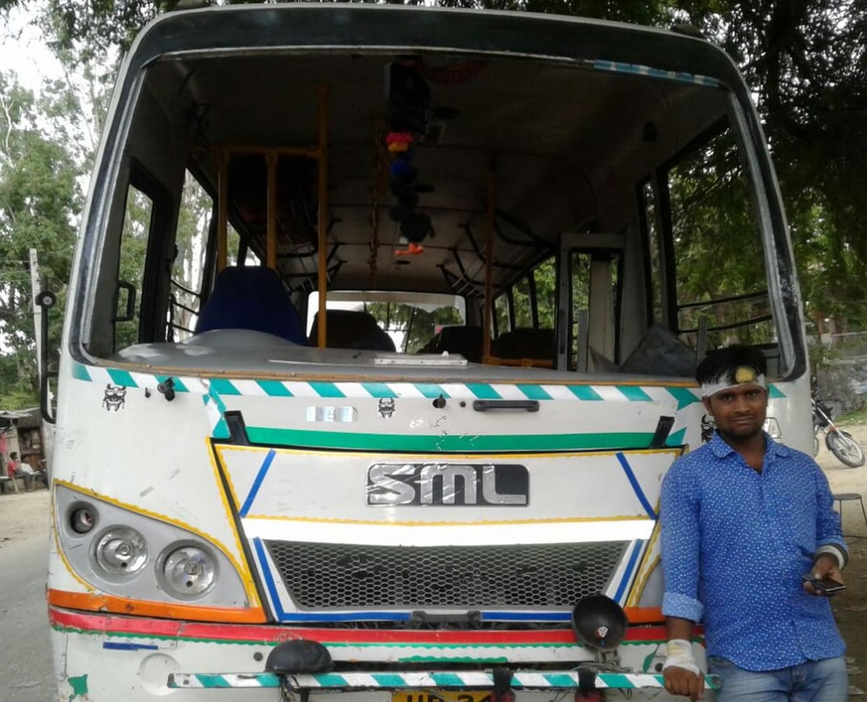 Operation stoppage of 13 busways buses due to lack of drivers