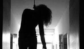 Suicide by the woman hanging from a relationship breaks