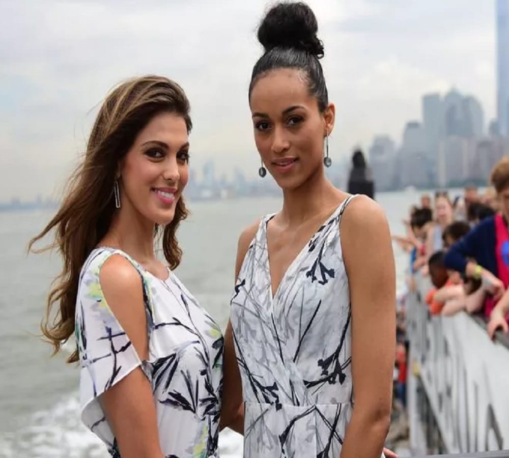 these look of two beauty pageant make you feel good 