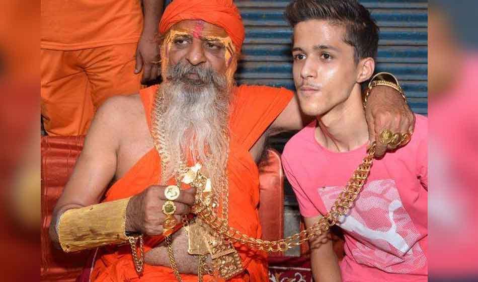 golden baba has luxurious cars in his cavalcade and property of 150 crore, all about him
