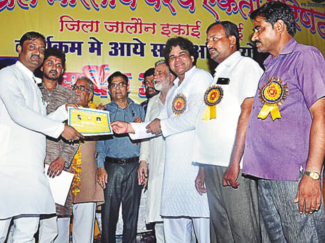 Santosh and Sunita formed the Vaishya Parishad chairman
