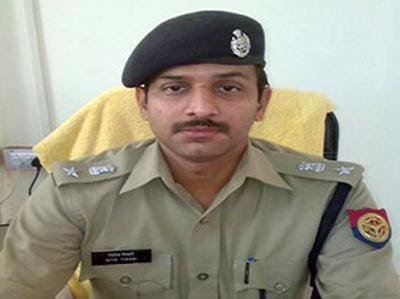 ips nitin tiwari transfered from mathura to agra grp