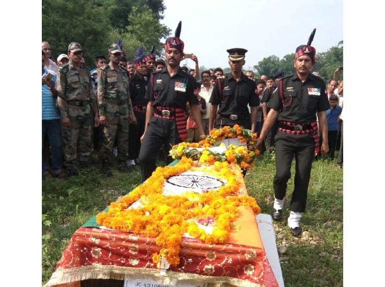 Himachali Martyr Shashi Kumar Cremation at Hamirpur.