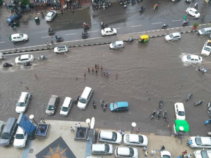 heavy rain in jaipur