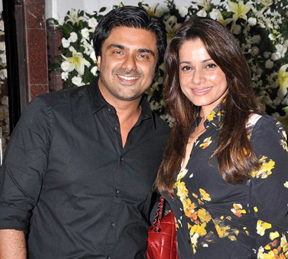 90s superhit actress Neelam Kothari Samir Soni Wedding Anniversary