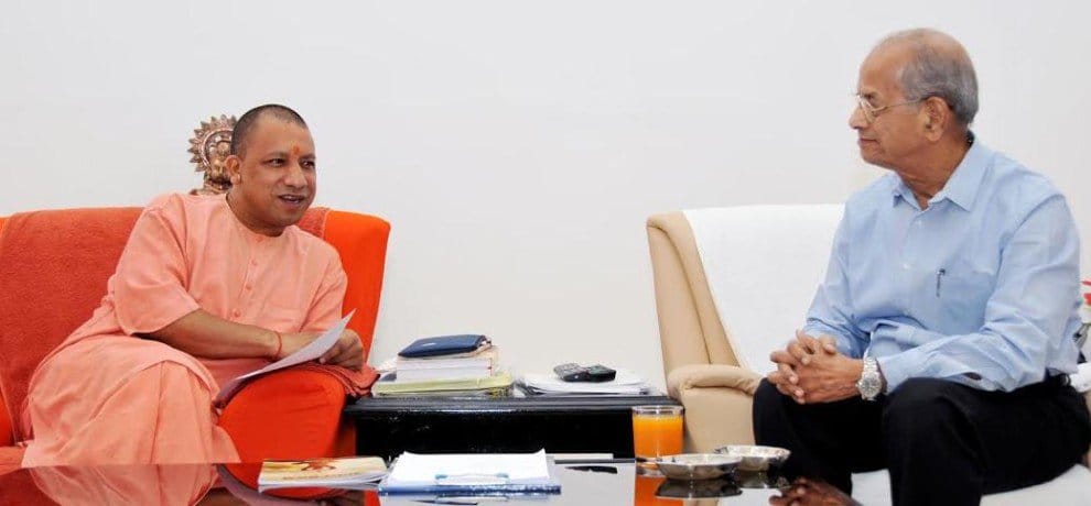  CM yogi Adityanath refuses metro man's resignation.