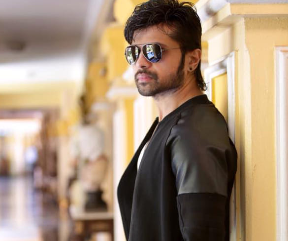 On the occasion of himesh reshammiya birthday we share some of the lesser known facts about his life