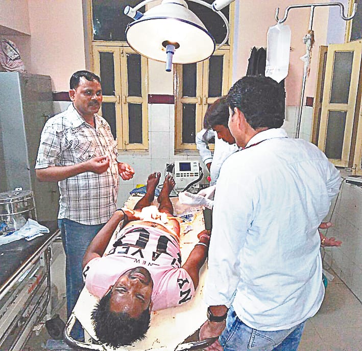 Dalit shot in dispute