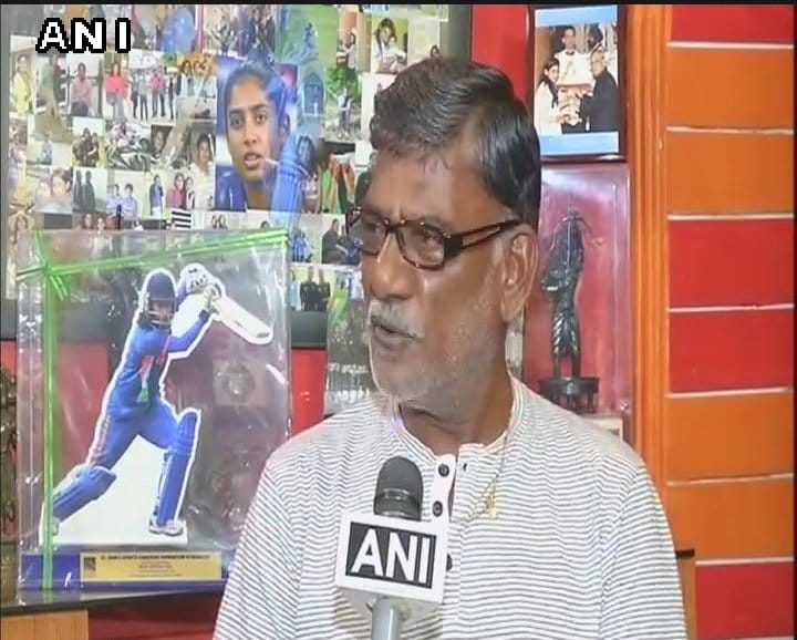 my daughter always wanted to lift world cup trophy home says dorai raj