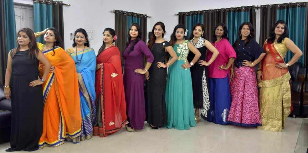 see the photos of mrs banaras contest ramp walk