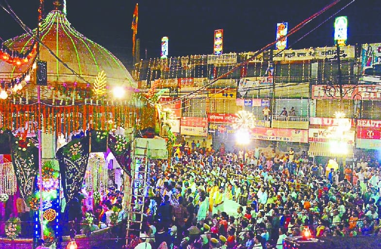 Shivratri: lines taken from the night in the temples