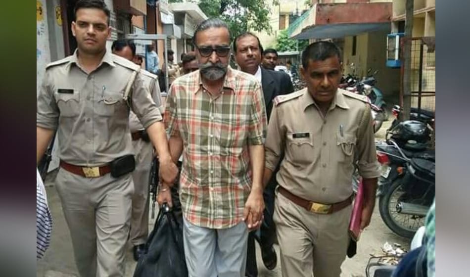 Nithari Hatyakand victim dead girl father demand death punishment for pandher
