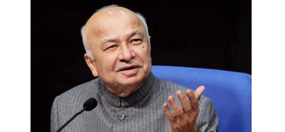 Sukhram and Kaul Singh Meets Sushil Kumar Shinde at New Delhi.