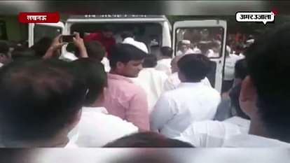 Due to cardiac attack sp leader umashankar chaudhray passed away in lucknow