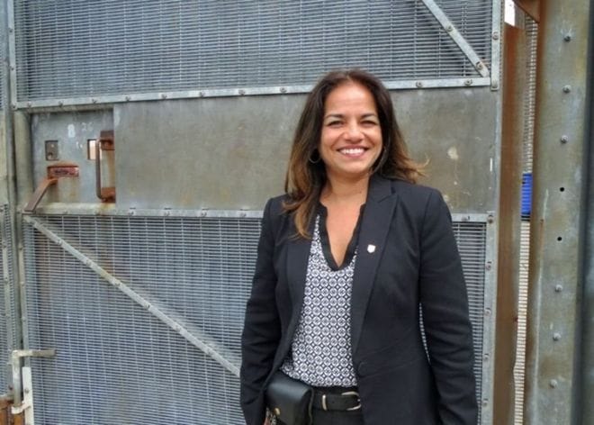 Piya Sinha of India handles British prison