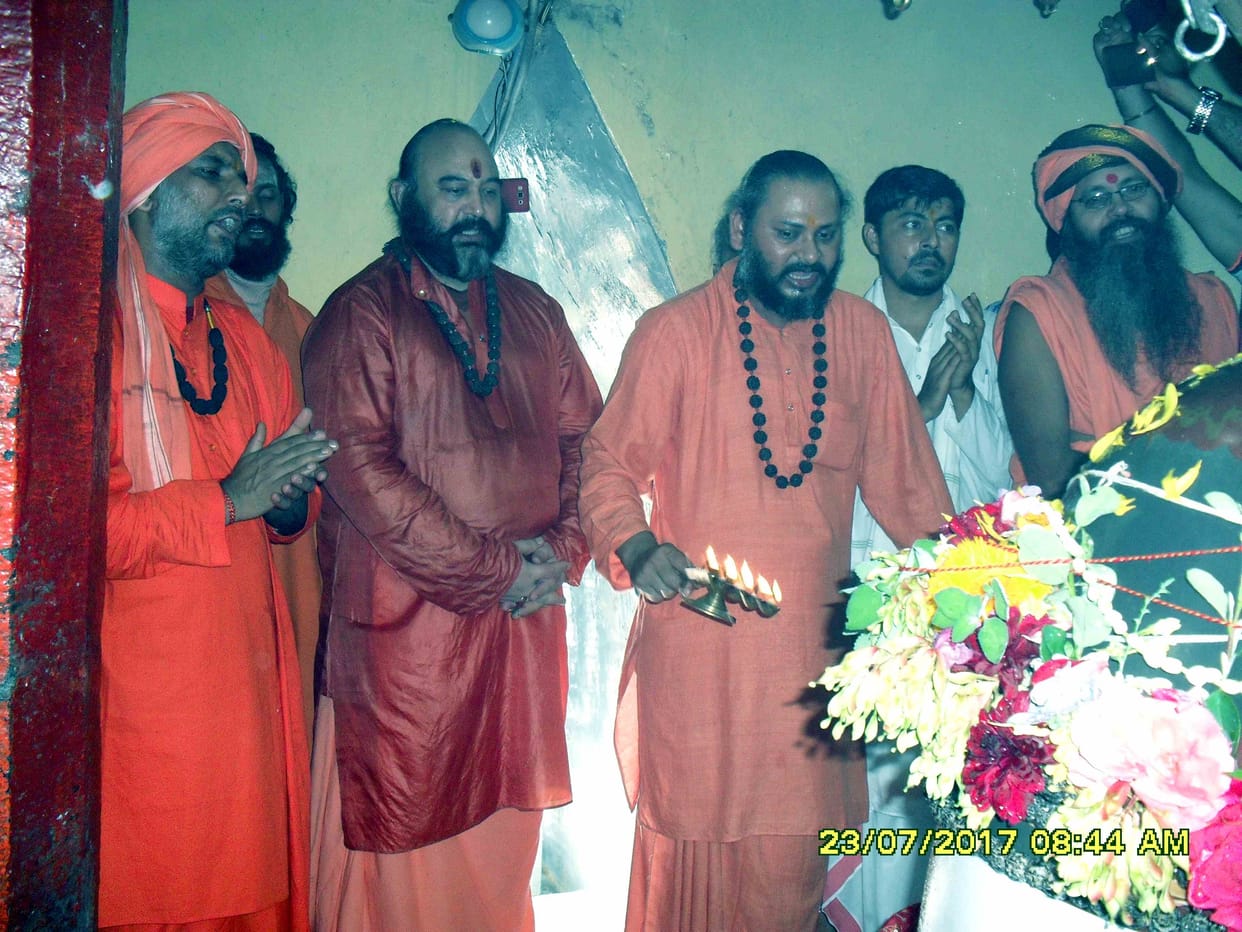 special poojan organised on occasion of savan amavasya