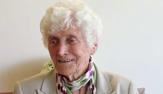 england's oldest living former test cricketer eileen ash ring the bell at lords