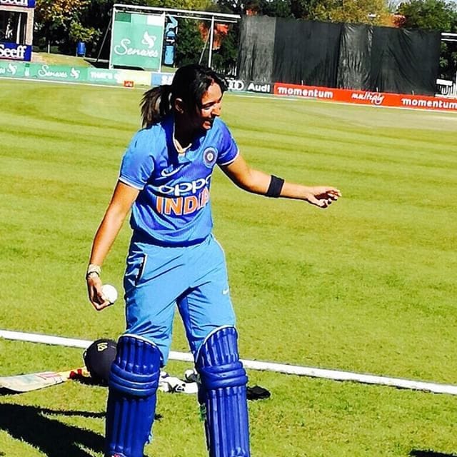 indian cricketer harmanpreet kaur name in top 10 in icc ranking