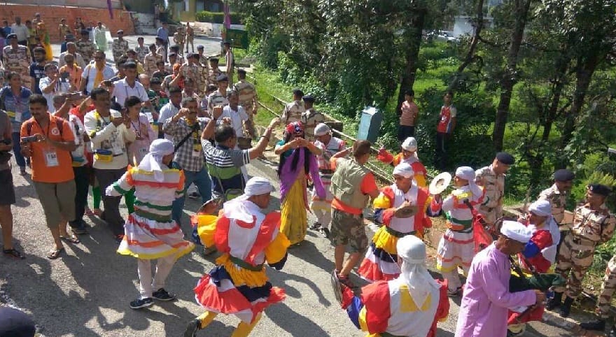 Kailash passengers welcome in DDHAT and Mirthi