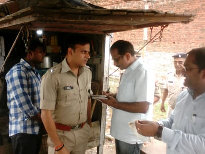 Mirzapur 21 people suffering from poisonous tea 
