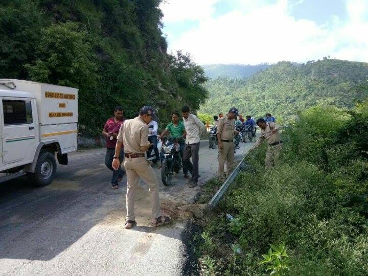 truck crushed husband and wife at badrinath highway