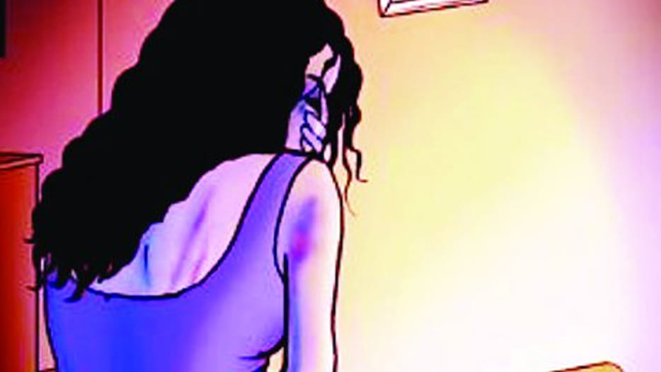 minor girl arrived sp office to complain