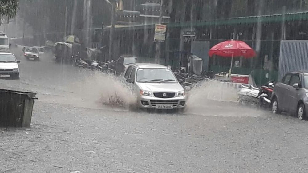 rain and snowfall alert in three district of uttarakhand 