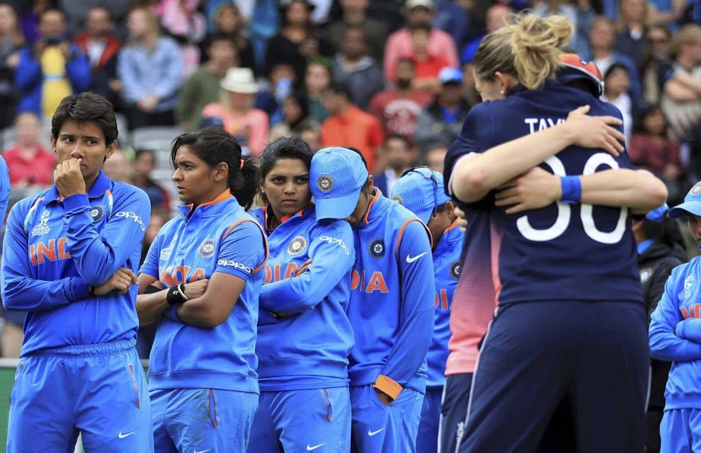 varanasi people sad after women cricket team loose worl cup final