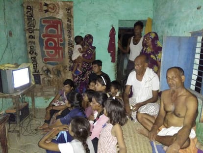 poonam yadav village in mainpuri do not even have electricity